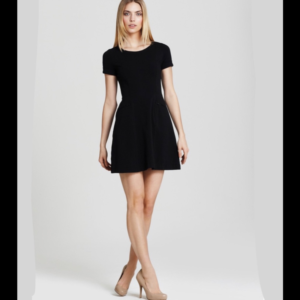 Theory ‘Blaise Training’ dress in Black